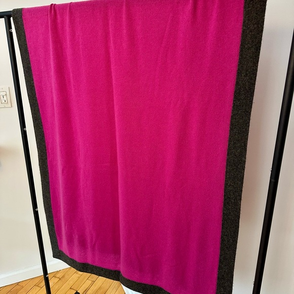 Pink and Gray 100% Cashmere Travel Wrap